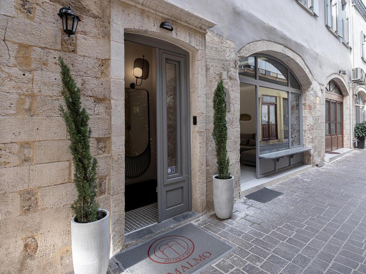 Malmáki, a street view apartment Chrissi Akti Chania Exterior foto